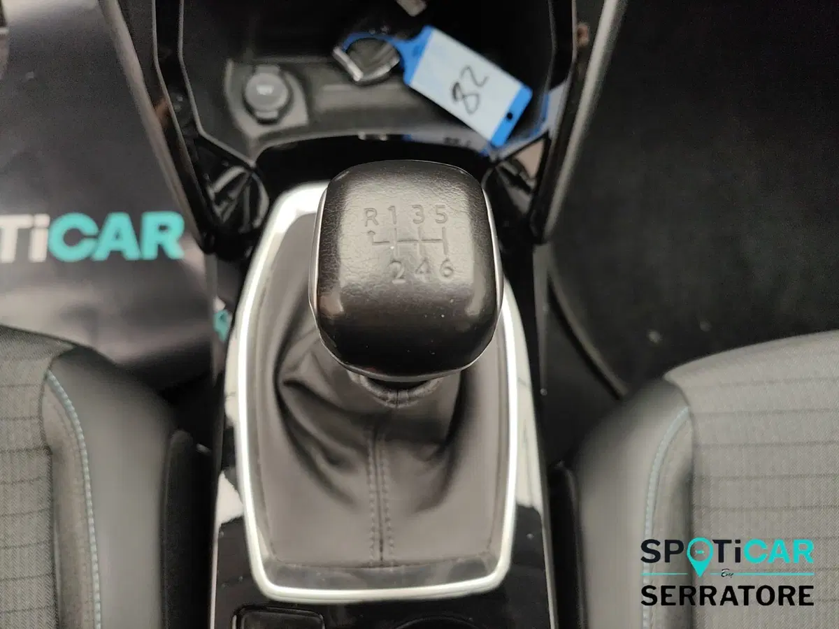 Peugeot 208 usata a Como (18)