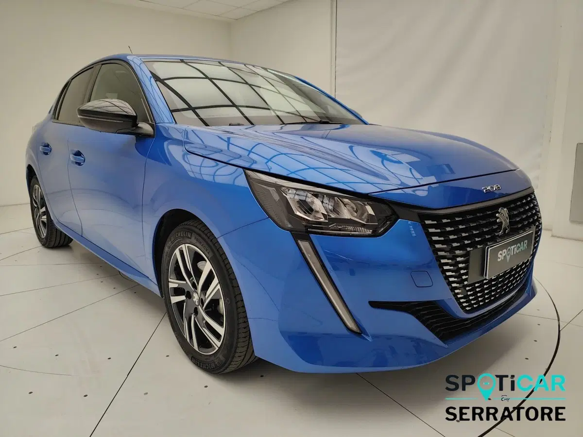 Peugeot 208 usata a Como (3)