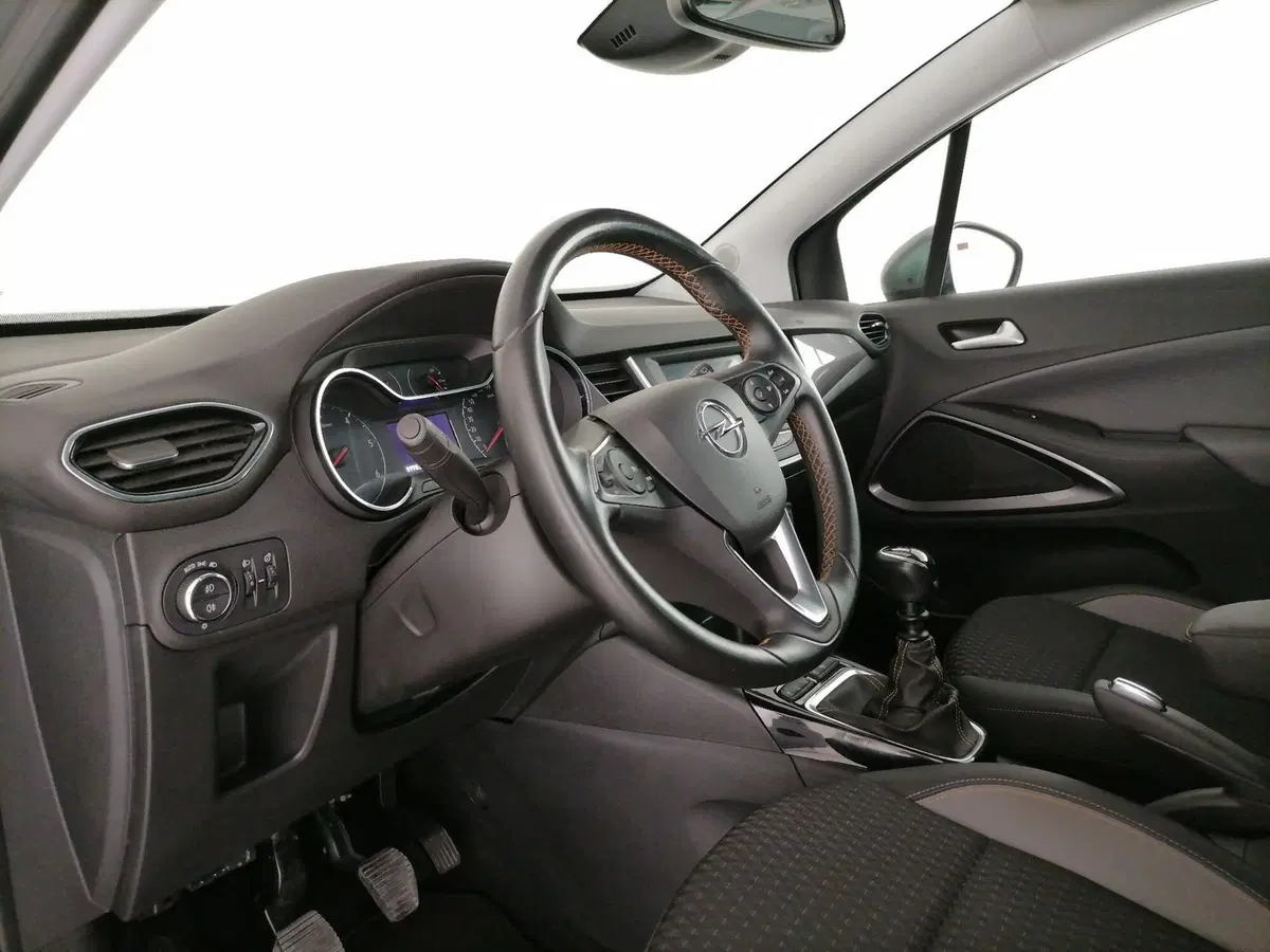 Opel Crossland X usata a Roma (11)