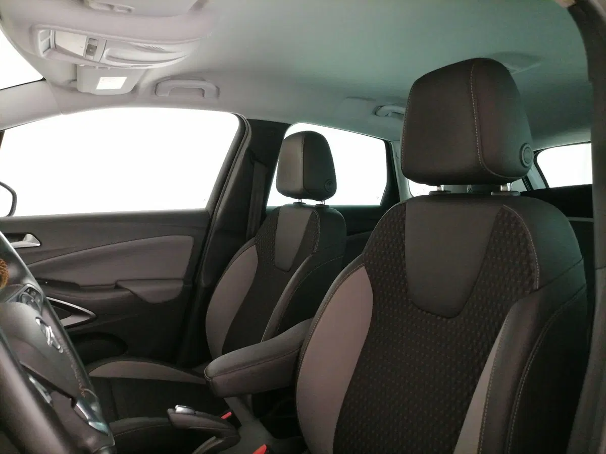 Opel Crossland X usata a Roma (12)