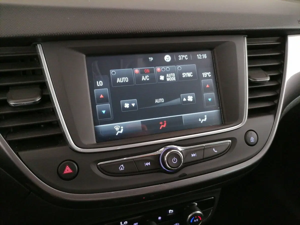 Opel Crossland X usata a Roma (14)