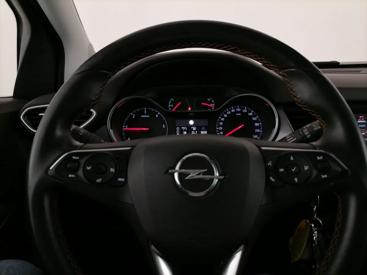 Opel Crossland X usata a Roma (20)