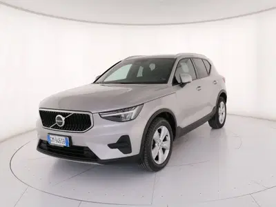 Volvo XC40 2.0 b3 Core auto del 2023 usata a Roma