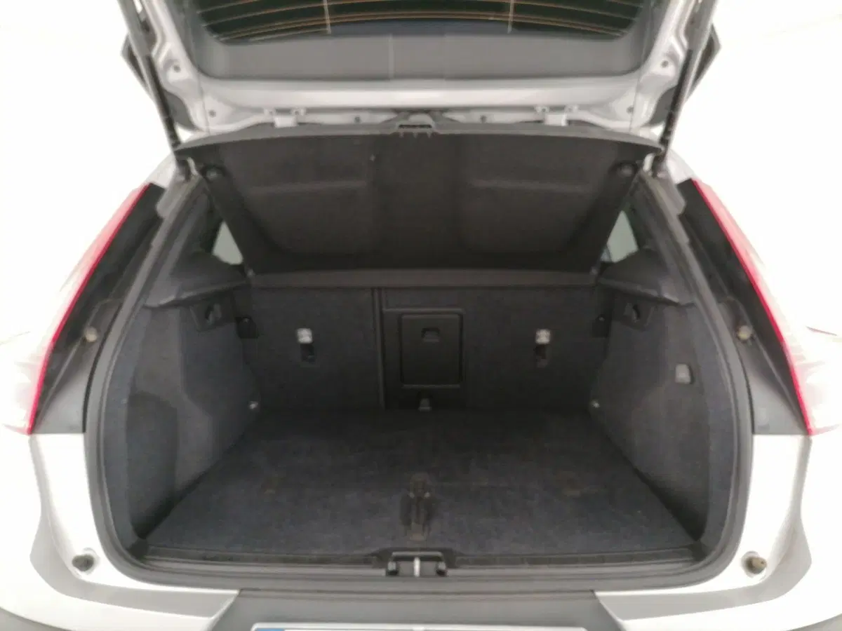 Volvo XC40 usata a Roma (10)