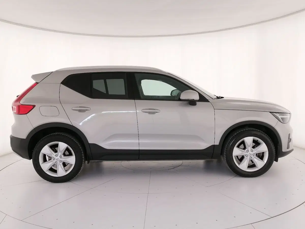 Volvo XC40 usata a Roma (3)