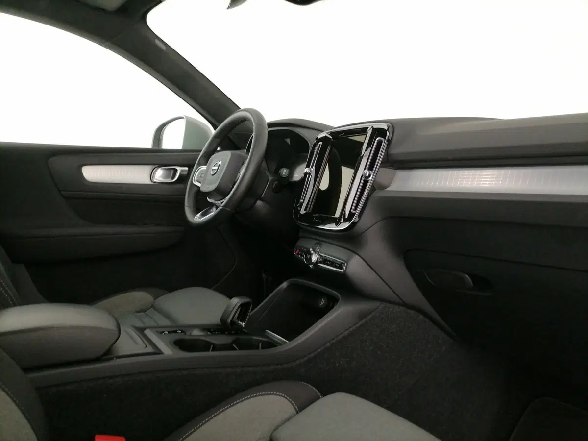 Volvo XC40 usata a Roma (7)