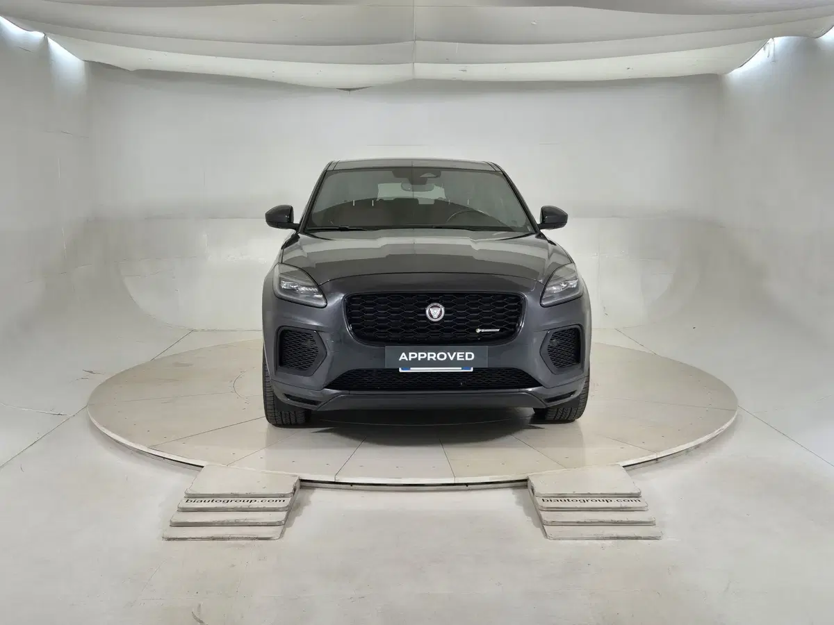 Jaguar E-Pace usata a Torino (8)