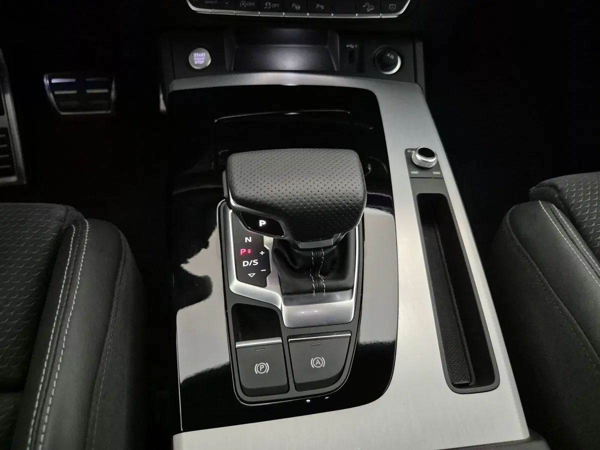 Audi Q5 Sportback usata a Torino (11)