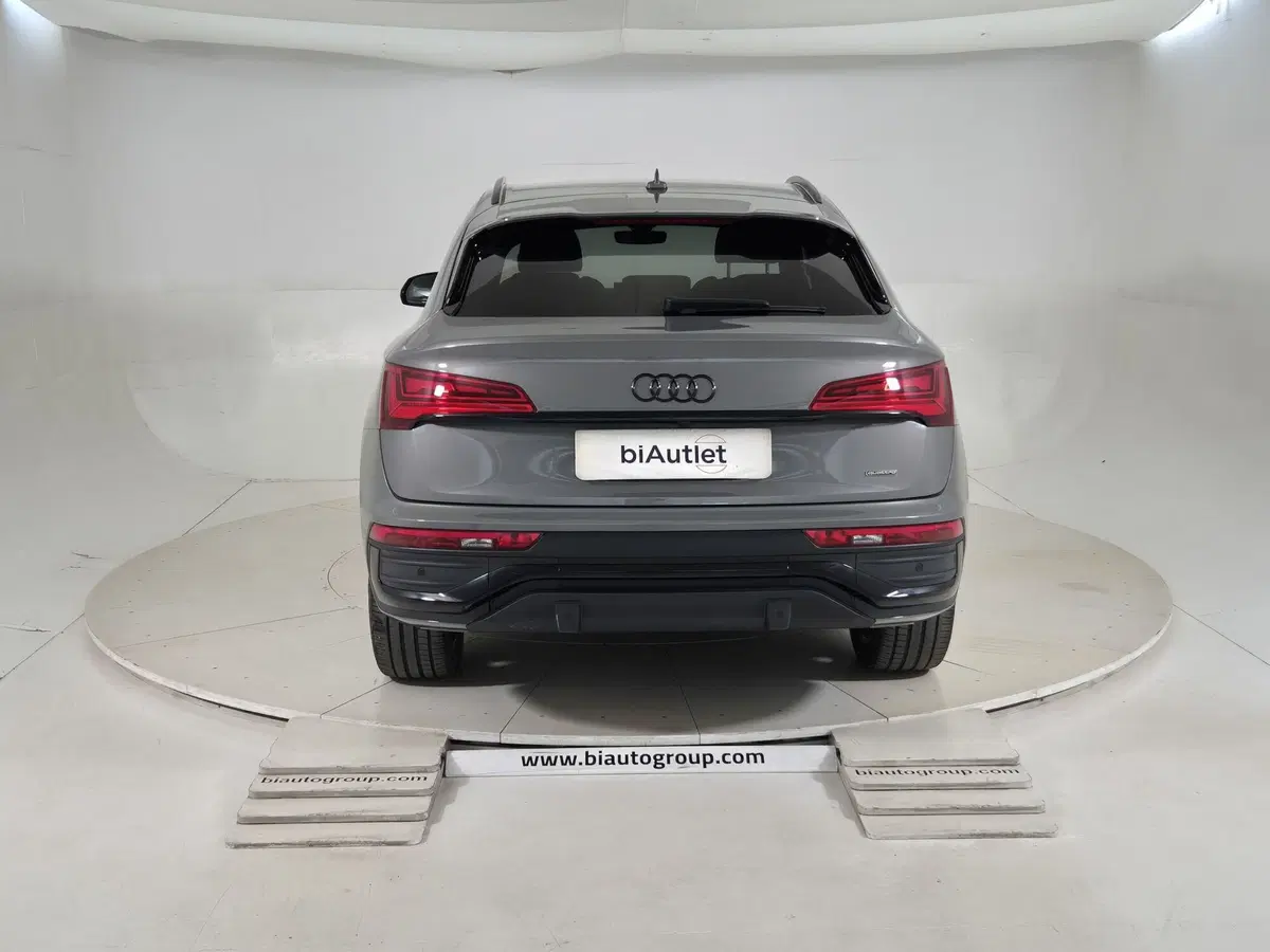 Audi Q5 Sportback usata a Torino (3)