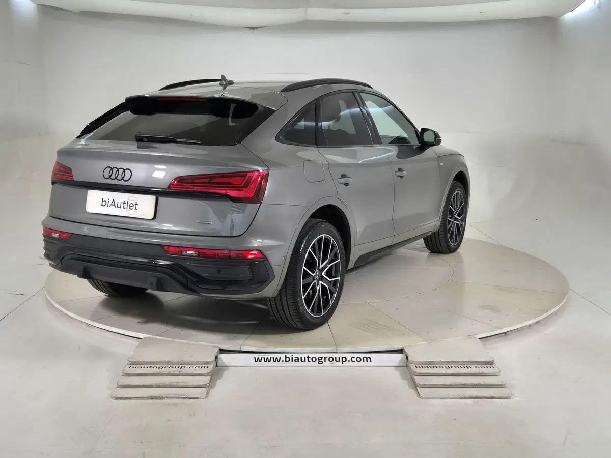 Audi Q5 Sportback usata a Torino (4)
