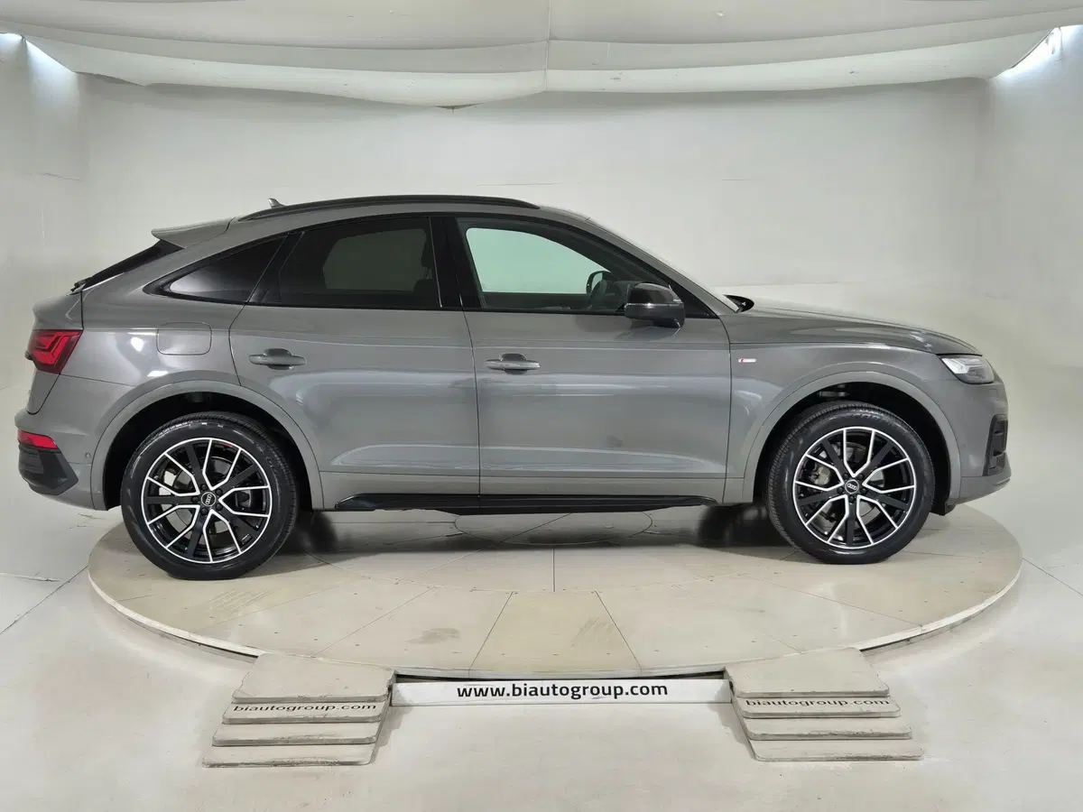 Audi Q5 Sportback usata a Torino (5)
