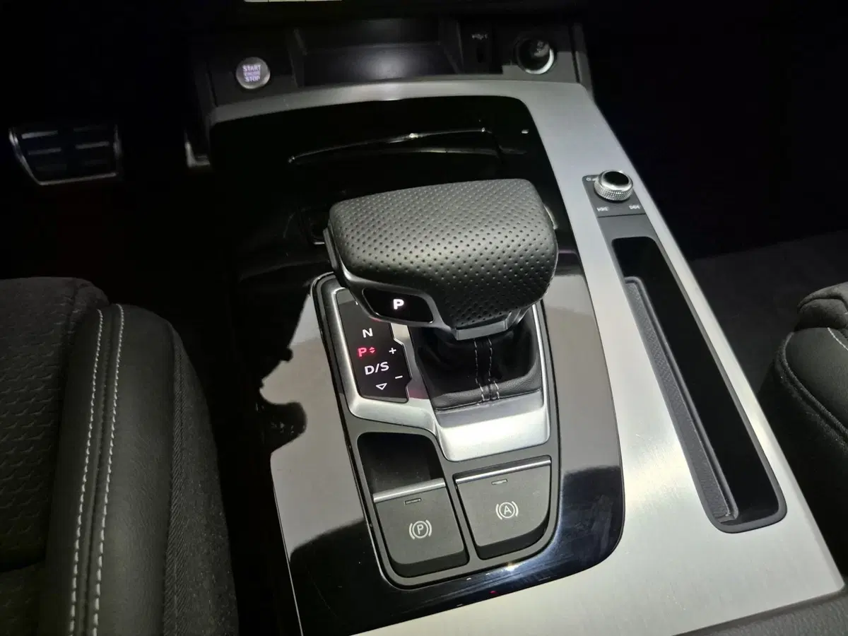 Audi Q5 Sportback usata a Torino (11)