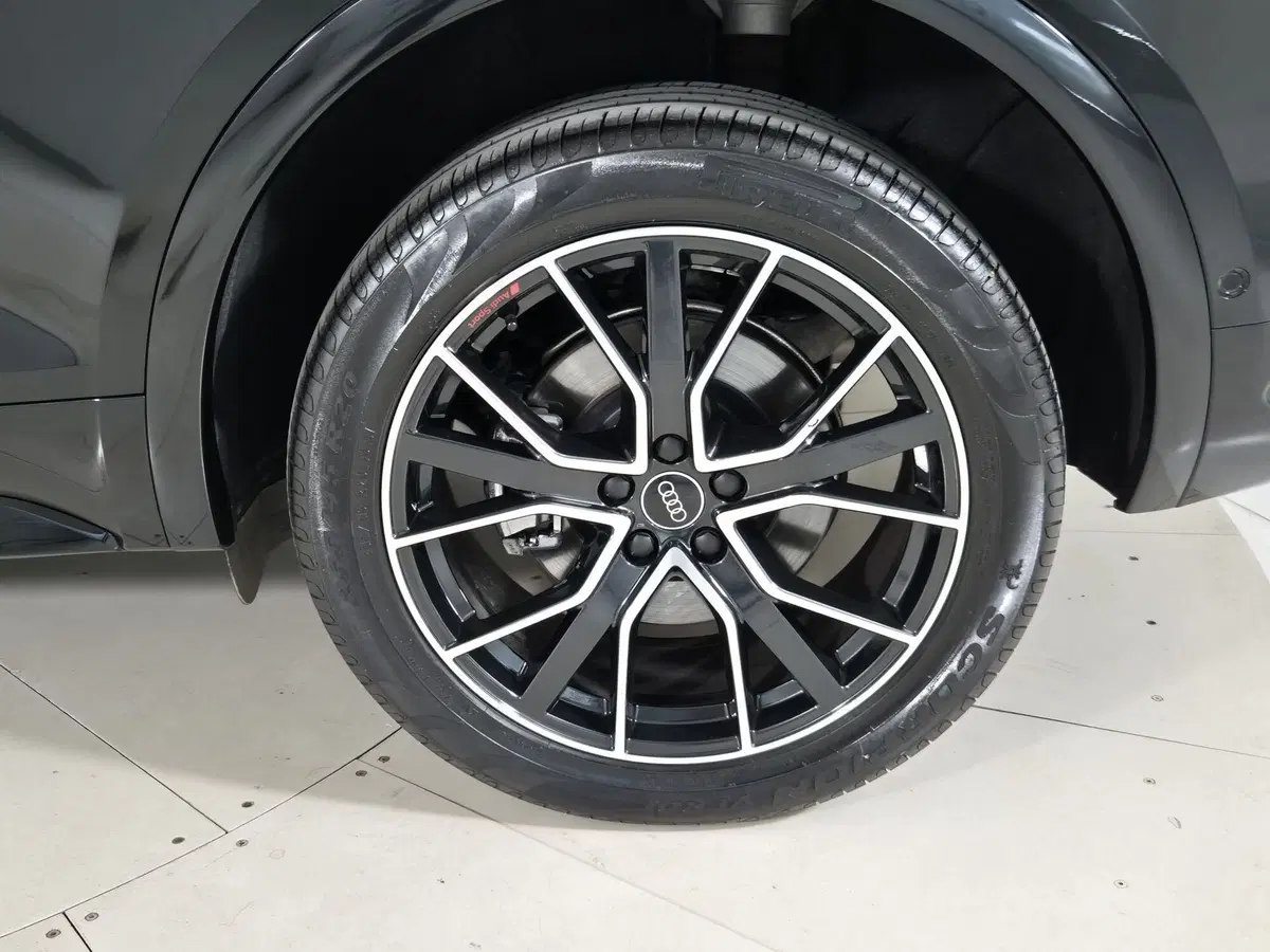 Audi Q5 Sportback usata a Torino (14)