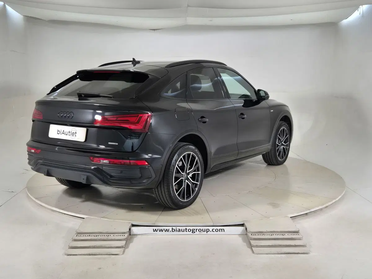 Audi Q5 Sportback usata a Torino (4)
