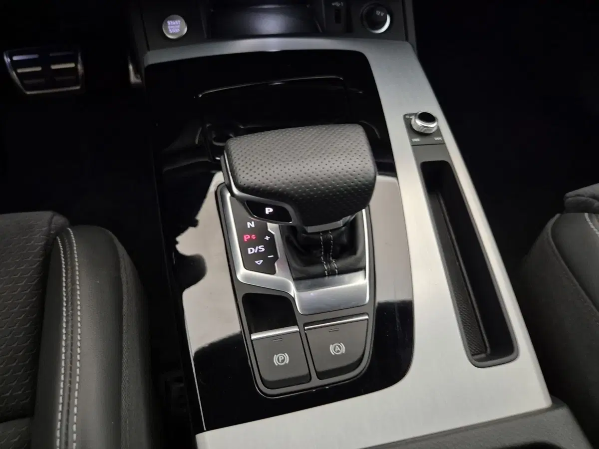 Audi Q5 Sportback usata a Torino (11)