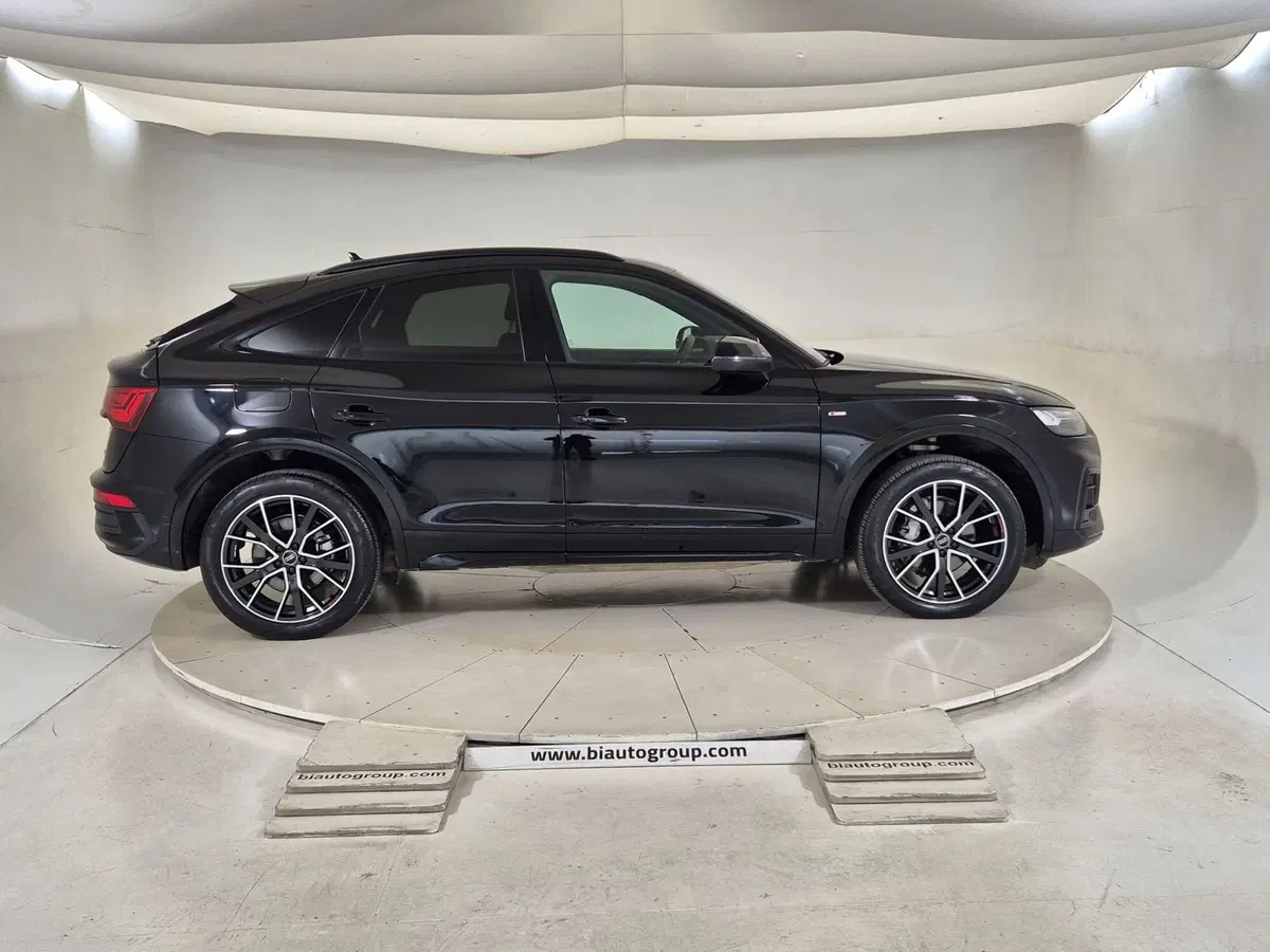 Audi Q5 Sportback usata a Torino (5)