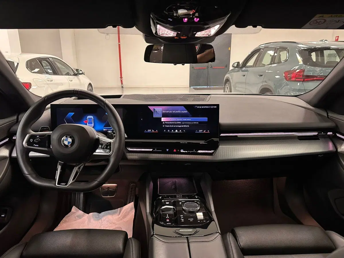 BMW Serie 5 usata a Torino (9)