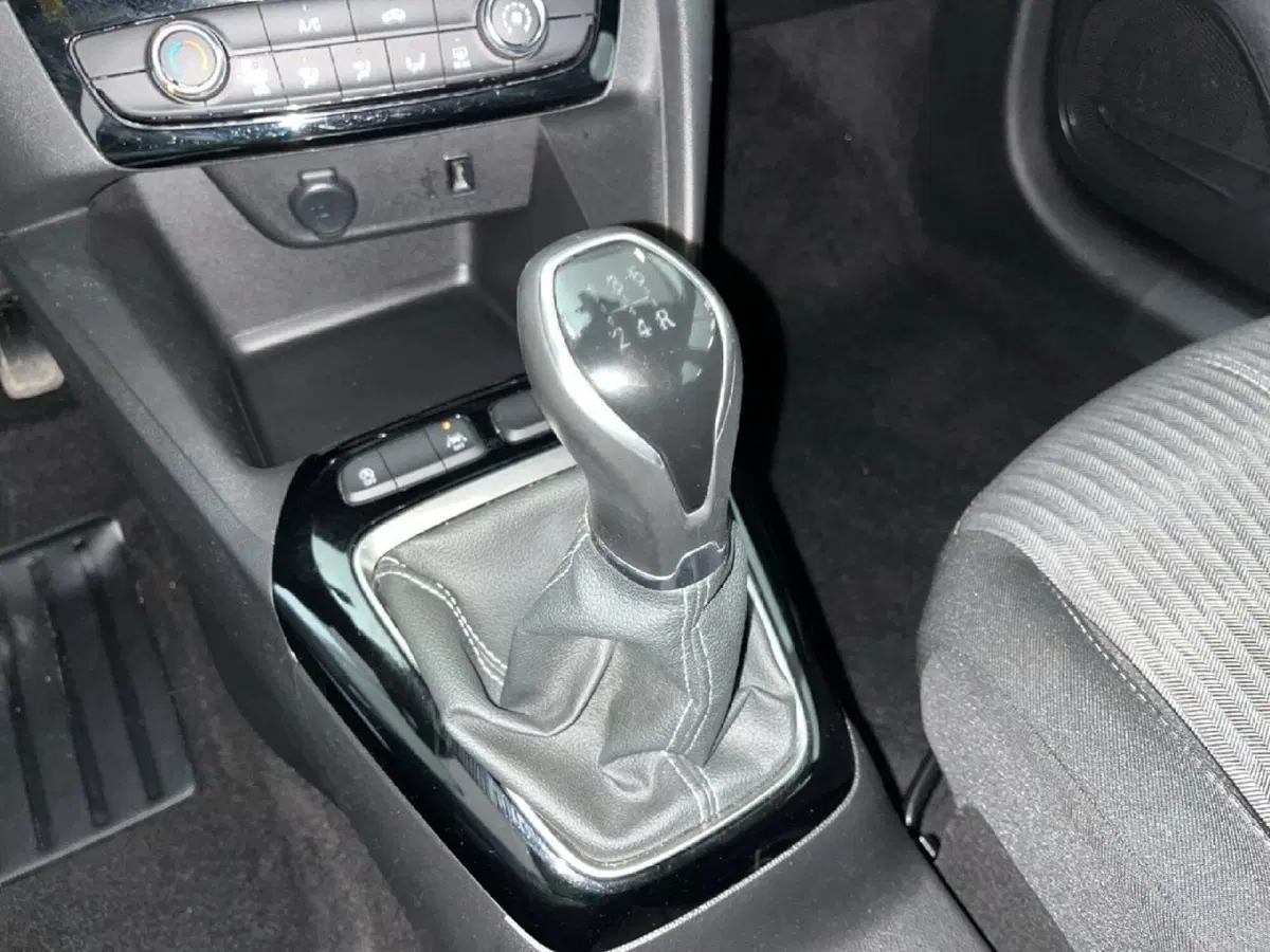 Opel Corsa usata a Torino (13)
