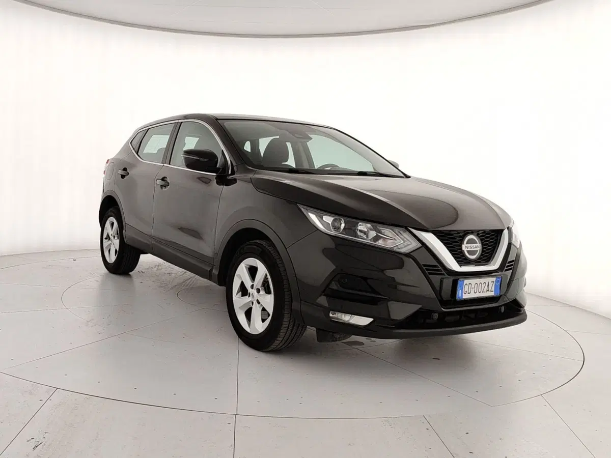 Nissan Qashqai usata a Caserta
