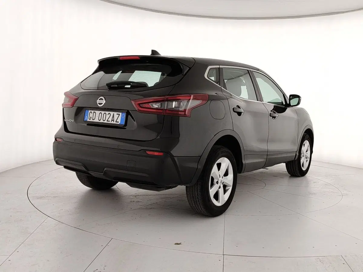 Nissan Qashqai usata a Caserta (6)