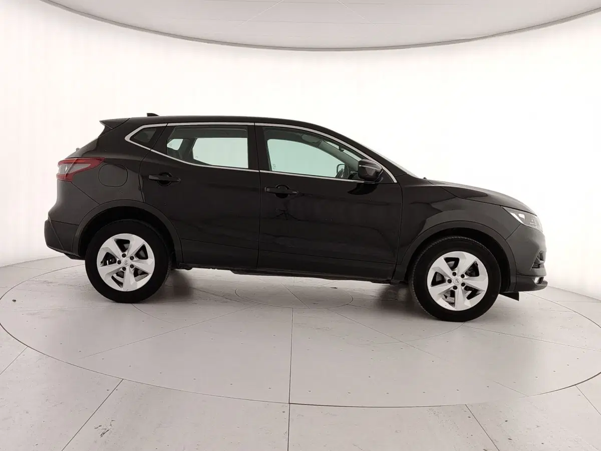 Nissan Qashqai usata a Caserta (7)