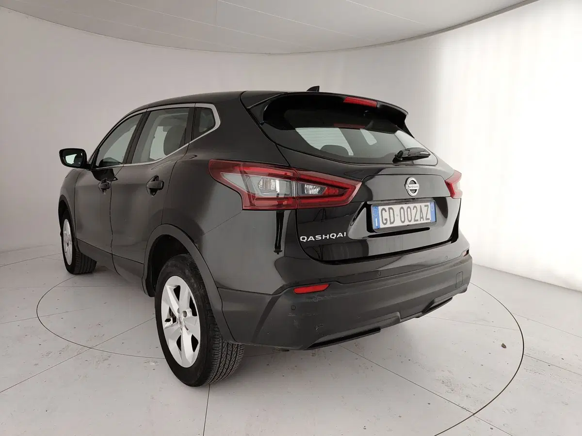 Nissan Qashqai usata a Caserta (9)