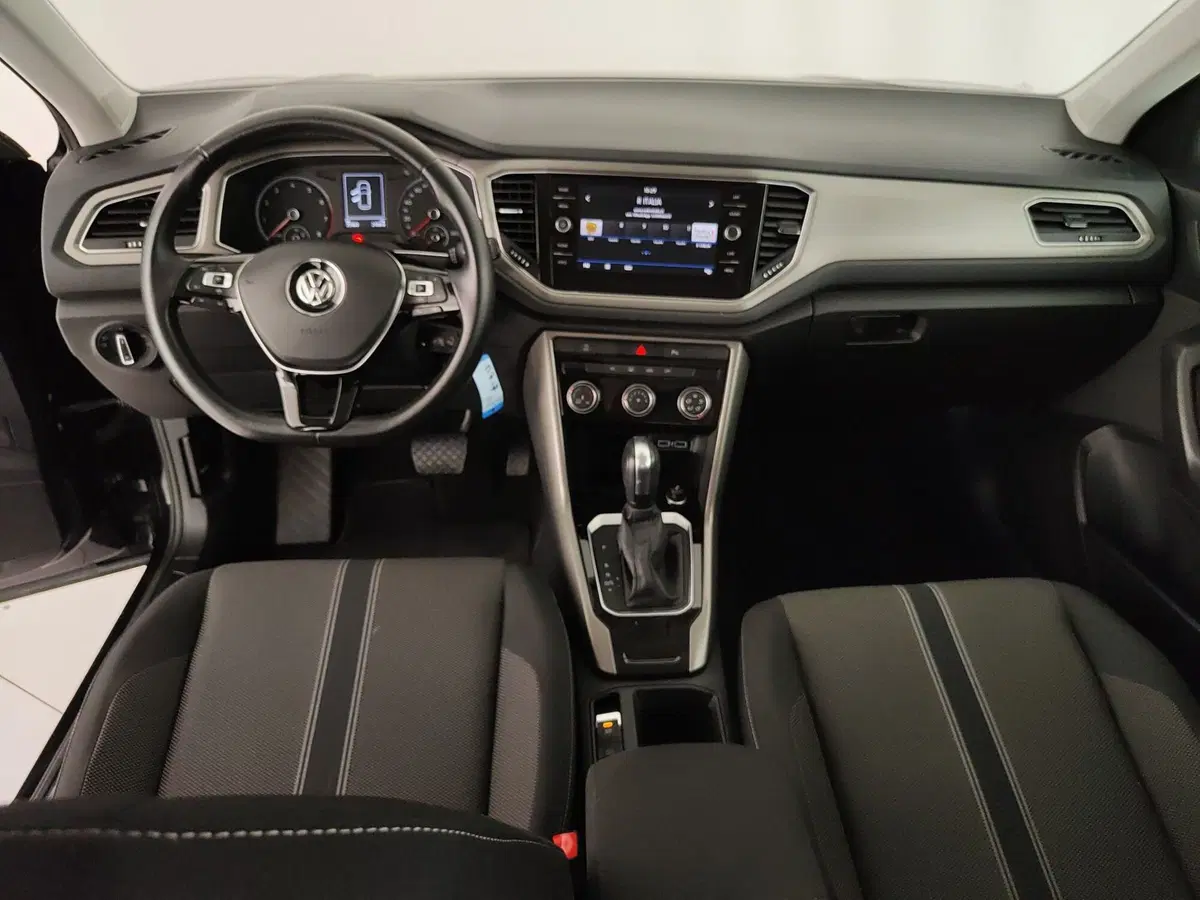 Volkswagen T-Roc usata a Caserta (15)
