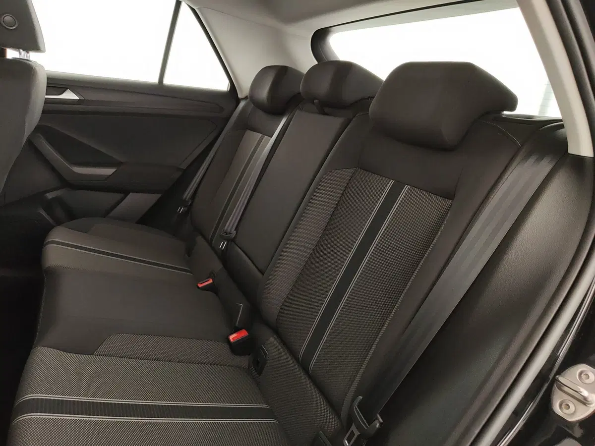 Volkswagen T-Roc usata a Caserta (19)