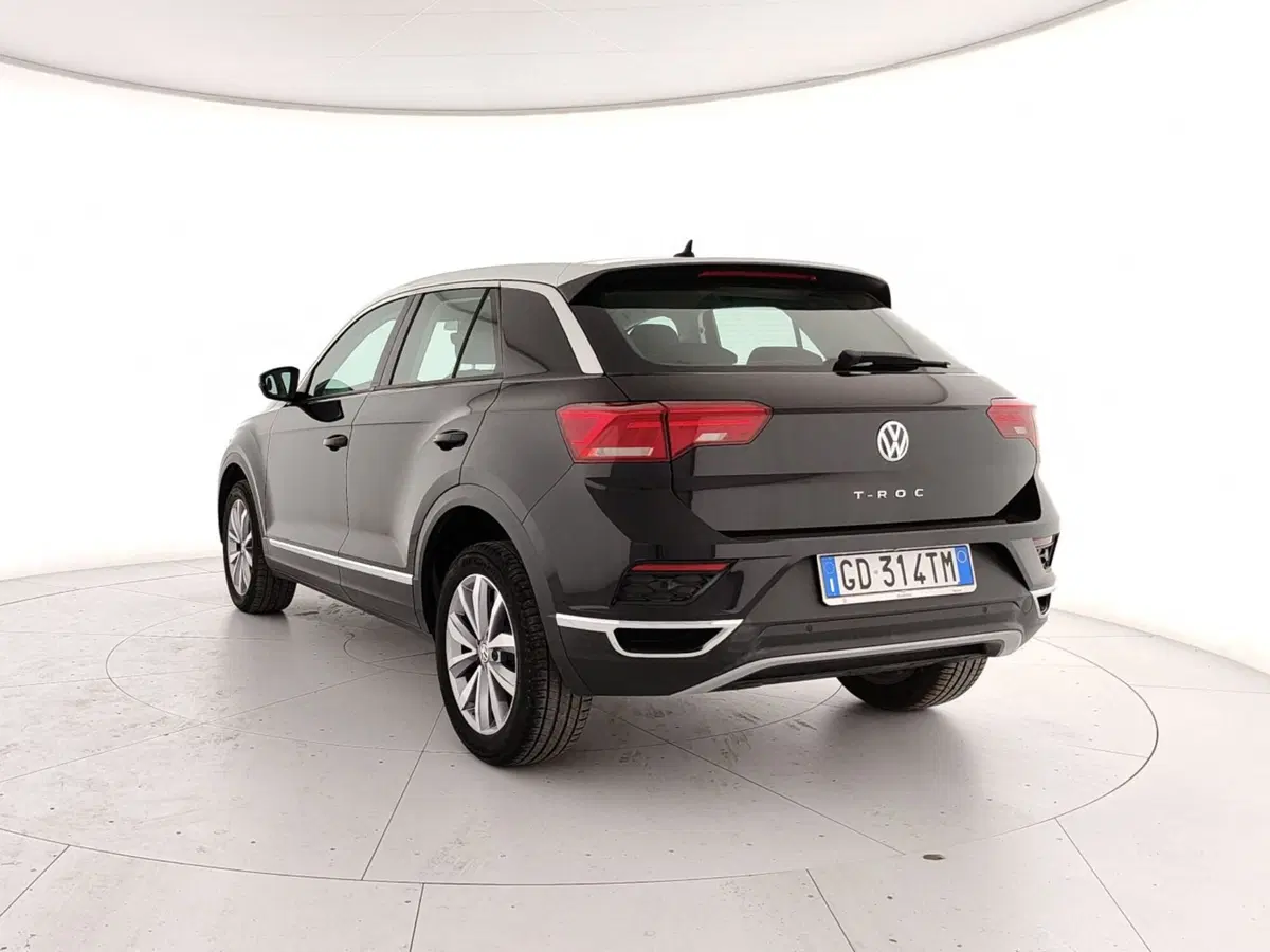 Volkswagen T-Roc usata a Caserta (4)
