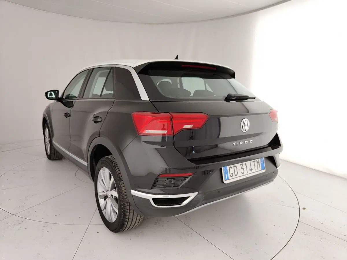 Volkswagen T-Roc usata a Caserta (9)