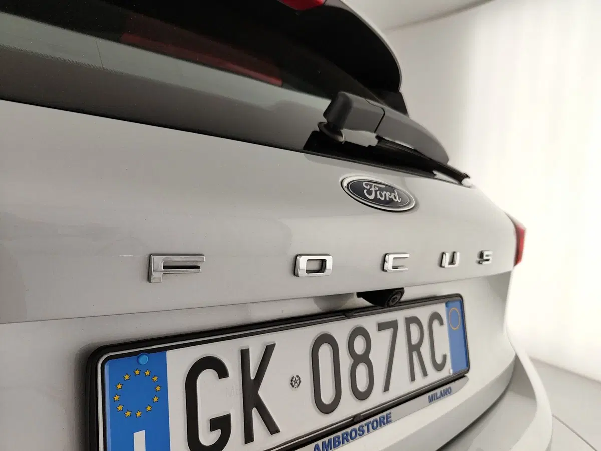 Ford Focus usata a Caserta (10)