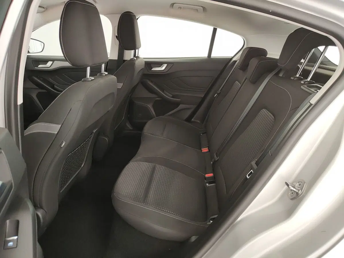 Ford Focus usata a Caserta (18)