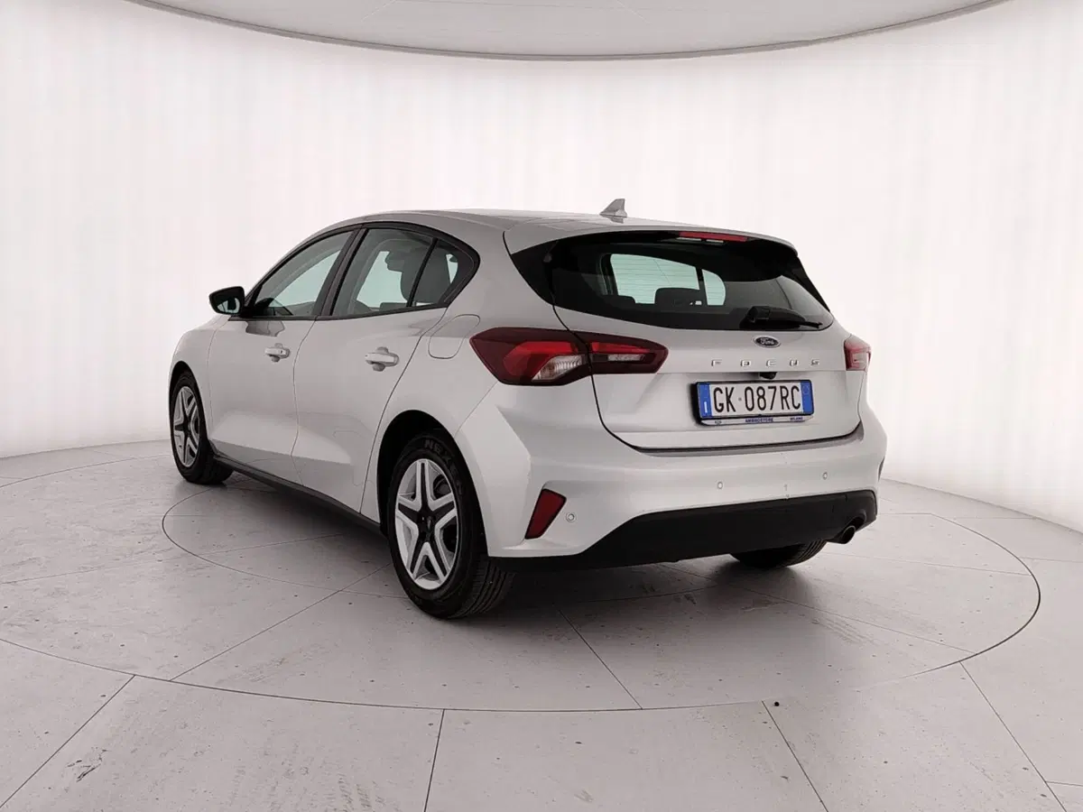 Ford Focus usata a Caserta (4)