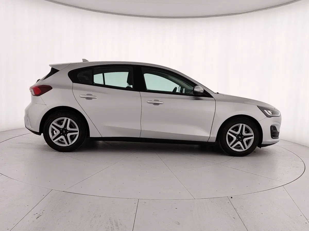 Ford Focus usata a Caserta (7)
