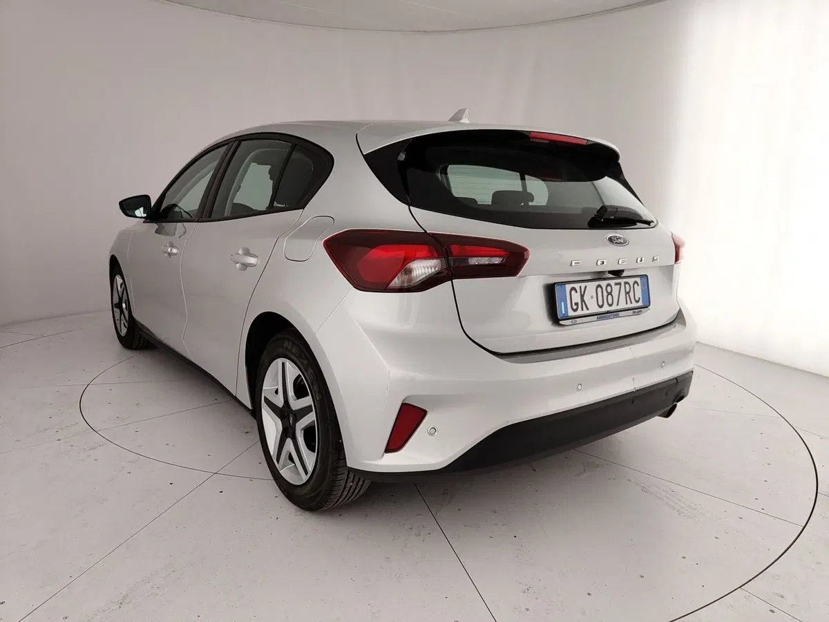 Ford Focus usata a Caserta (9)