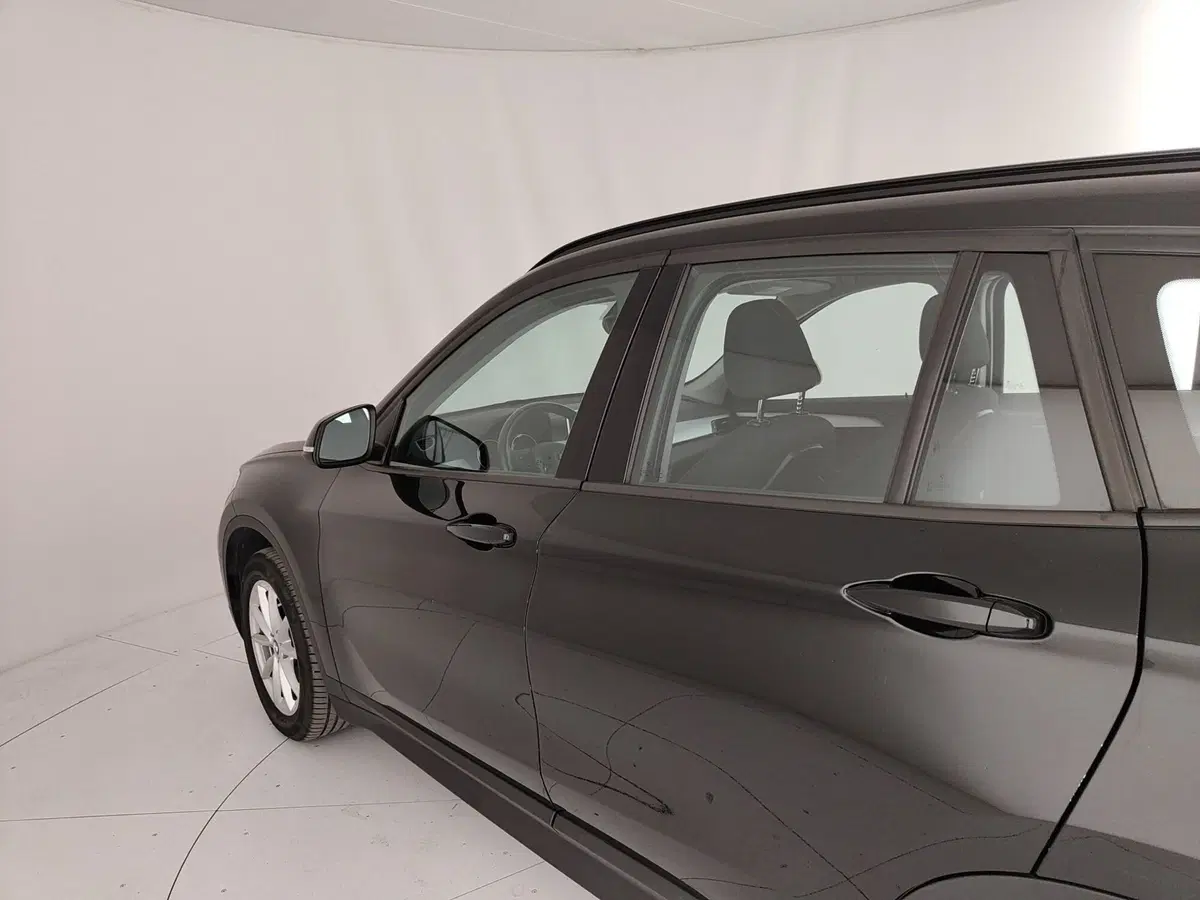 BMW X1 usata a Caserta (13)