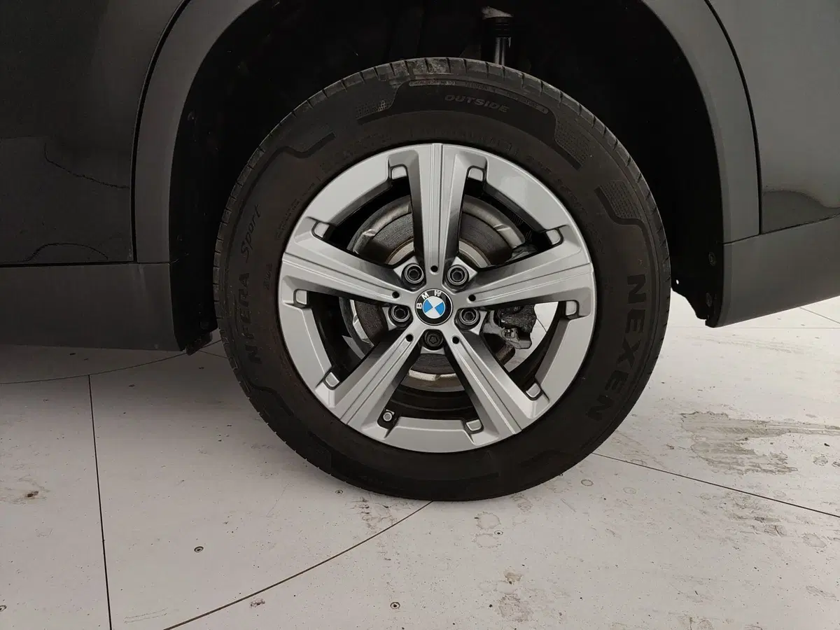 BMW X1 nuova a Caserta (11)