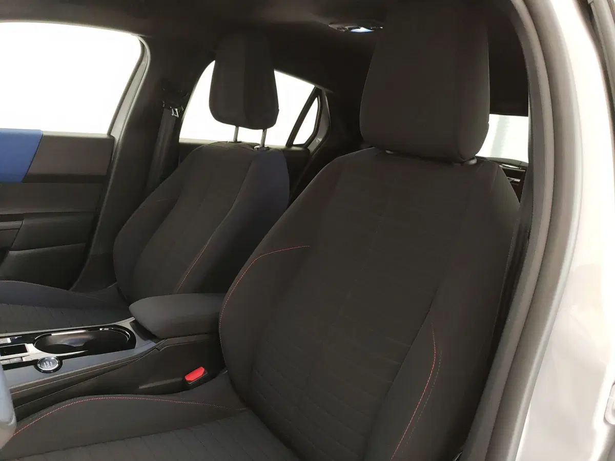 Lancia Ypsilon usata a Caserta (18)