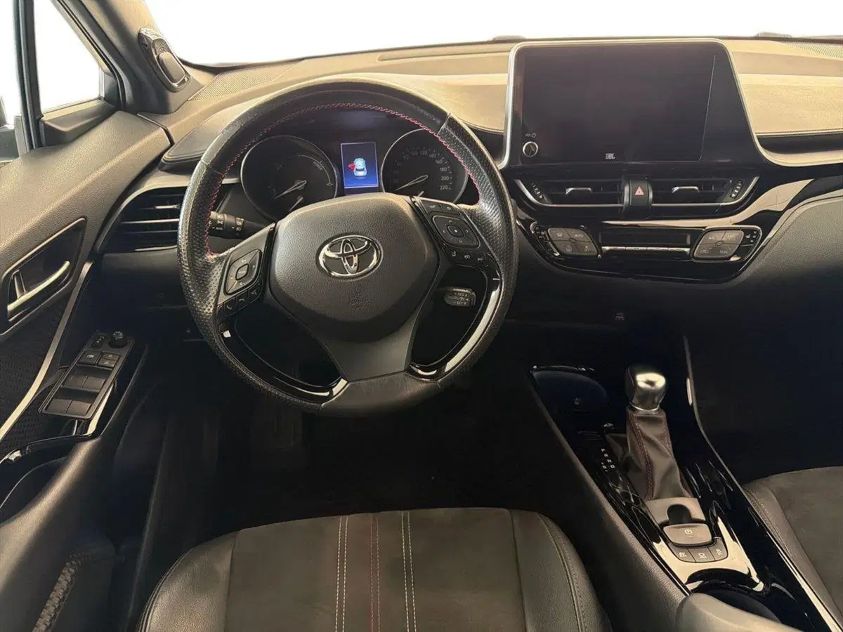Toyota Toyota C-HR usata a Siracusa (8)