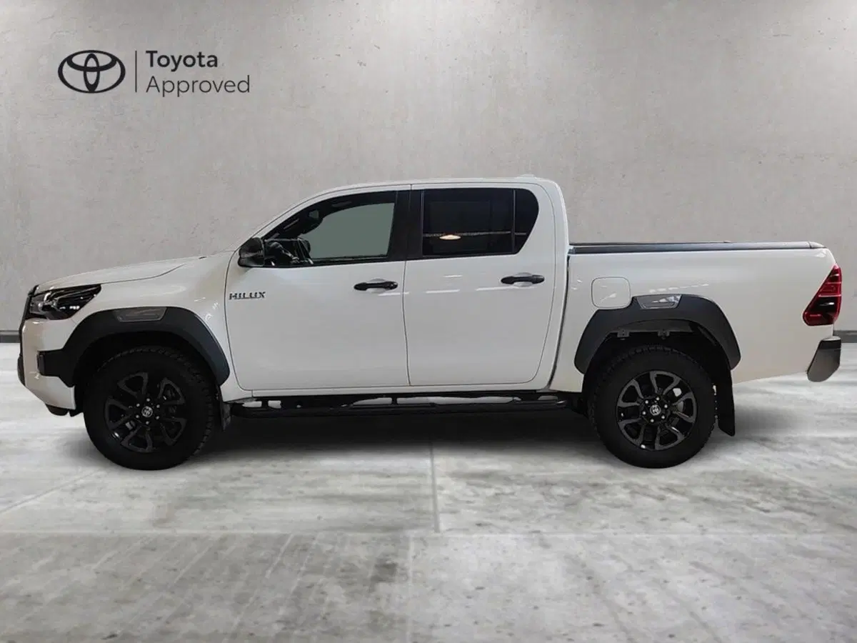 Toyota Hilux usata a Milano (4)