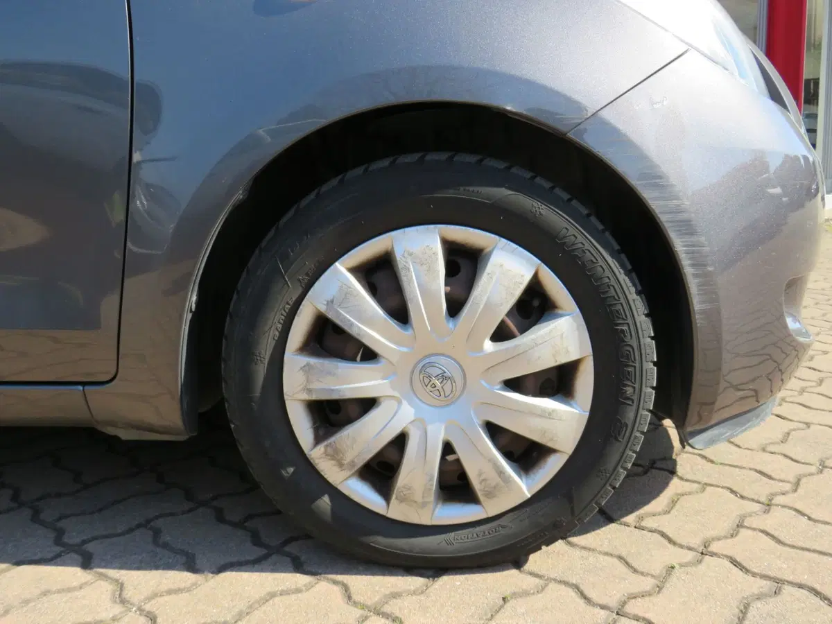 Toyota Yaris usata a Monza e Brianza (4)