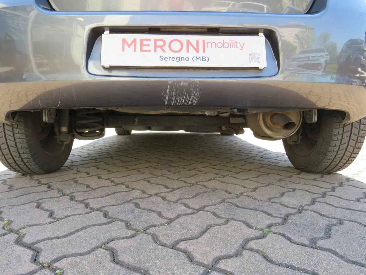 Toyota Yaris usata a Monza e Brianza (9)