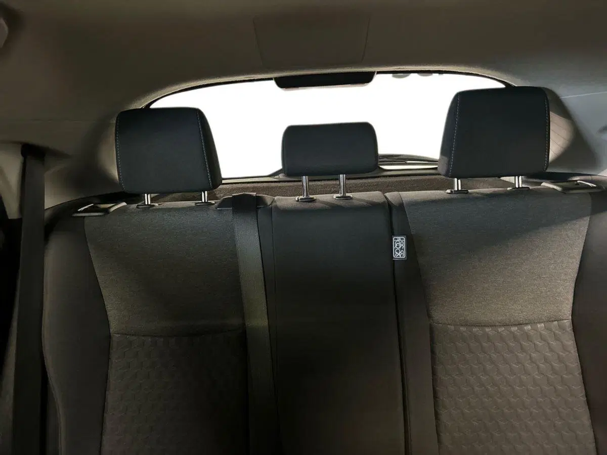 Toyota Yaris usata a Milano (11)