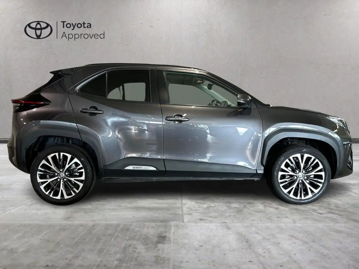 Toyota Yaris Cross usata a Milano (5)