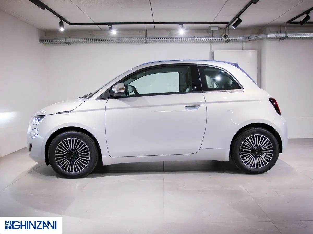 Fiat 500 Cabrio nuova a Bergamo (5)