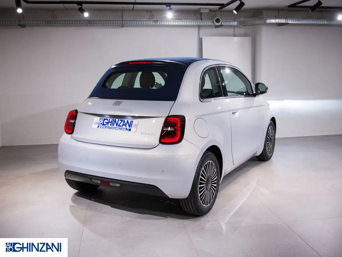 Fiat 500 Cabrio nuova a Bergamo (8)