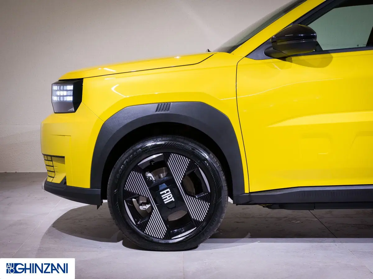 Fiat Grande Panda nuova a Bergamo (10)