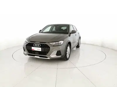 Audi A1 allstreet 30 1.0 tfsi Business 116cv s tronic del 2025 usata a Giulianova