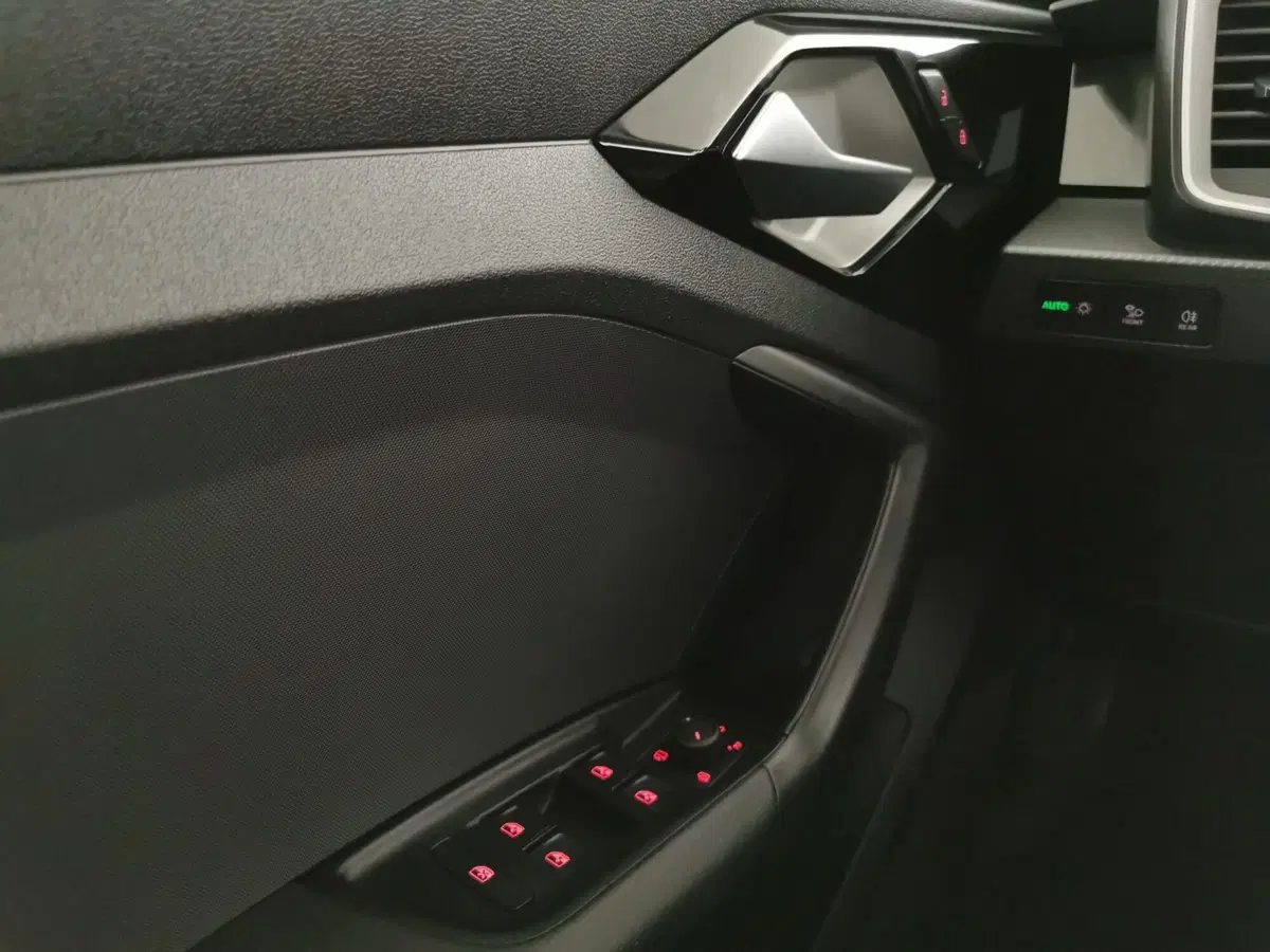 Audi A1 allstreet usata a Teramo (13)