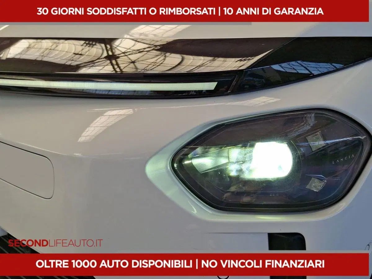 Lancia Ypsilon usata a Roma (13)